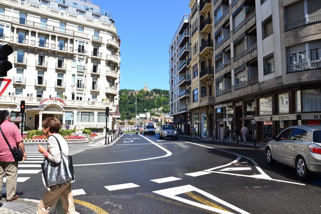 Pension Regil Hotel San Sebastian Exterior photo